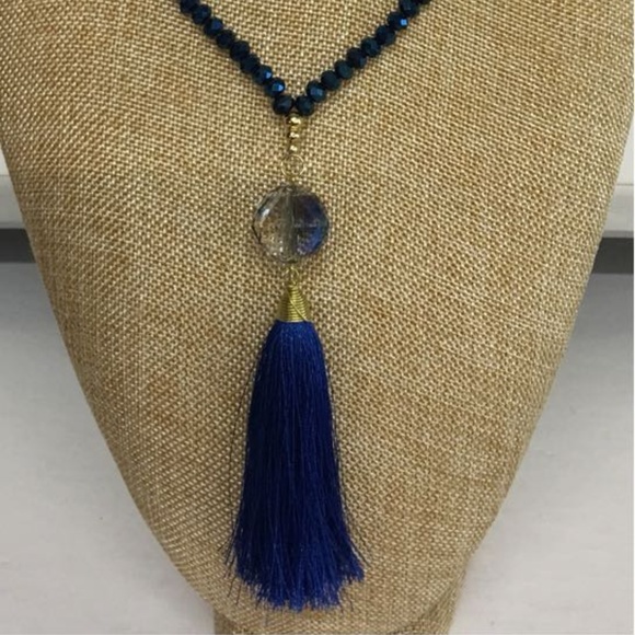 Karia Accessories - Women's Neclace Set- NEW!